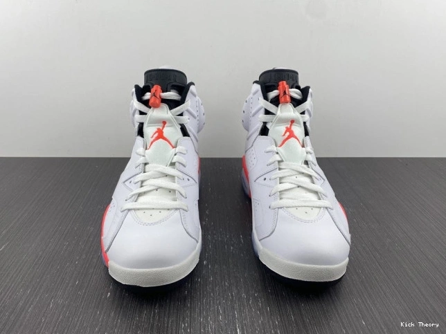 Kicktheory (2014) Jordan Infrared White Retro 384664-123 6 0804